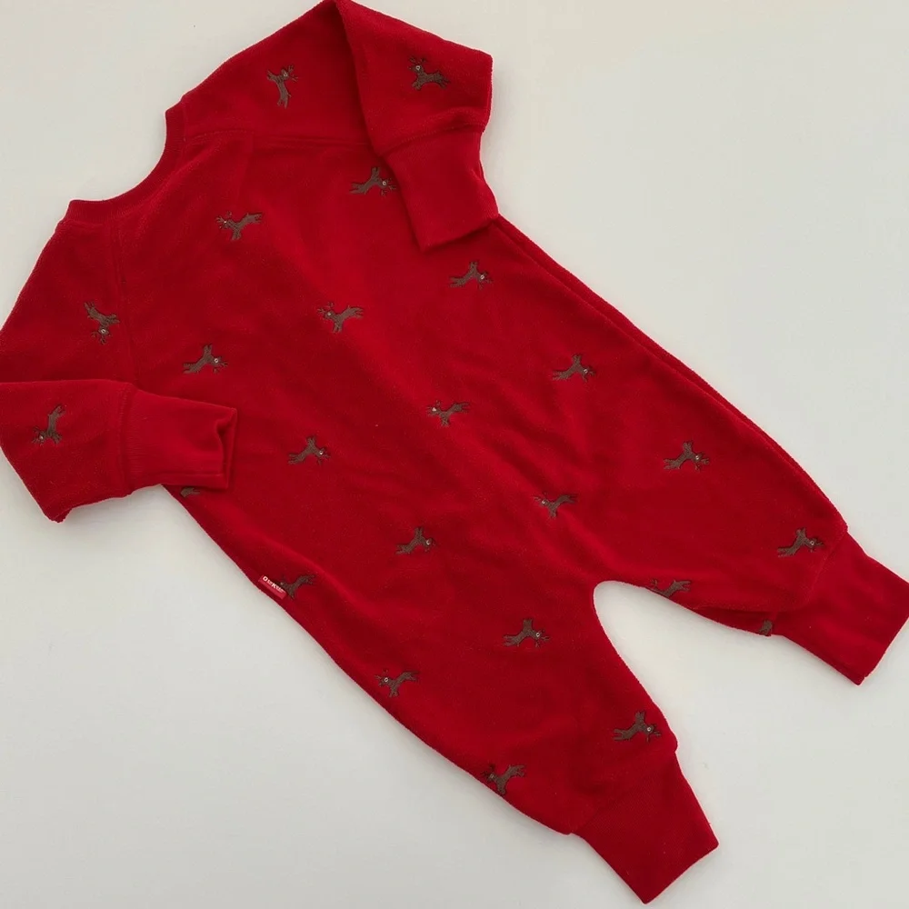OshKosh Sleeper (size 3-6m)